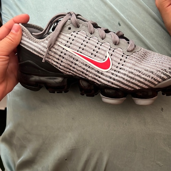 particle grey vapormax